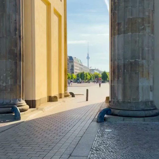 Big ambitions can start on a small street. 🇩🇪

From a local shop in Berlin to an online presence, every business has an opportunity to grow beyond its storefront.

Give your business its own domain and hosting with HosterBaba.

Your business. Your next chapter. 🌐

#HosterBaba #GermanyBusiness #BerlinBusiness #GermanStartups #Kleinunternehmen #Unternehmertum #DomainName #WebHosting #BusinessWebsite #OnlineBusiness #DigitalBusiness #startupgermany